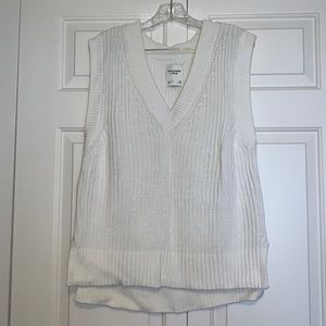 Abercrombie & Fitch sweater vest